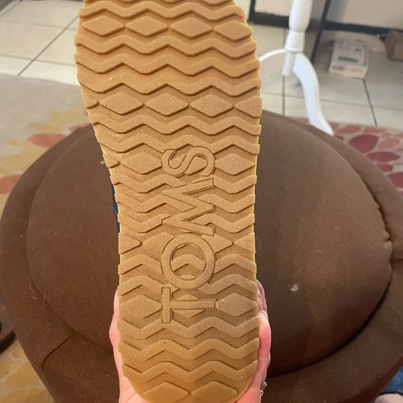 Dark indigo rip stop Alp resident 2.0 Toms men size 7 women’s size 8.5 or 9 - Picture 5 of 5